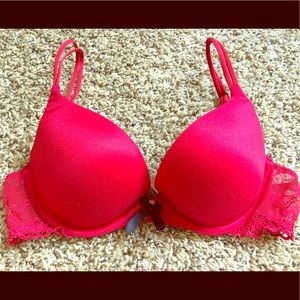 Victoria’s Secret bra